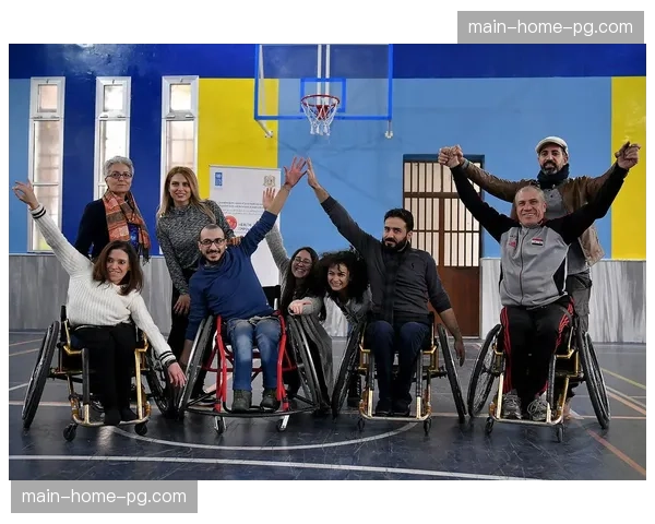 特写：轮椅上的教练——传奇人物卡列林现场指导弟子比赛