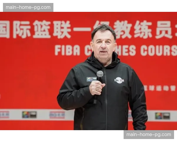 国际篮联（FIBA）启动全球青少年教练员培训计划